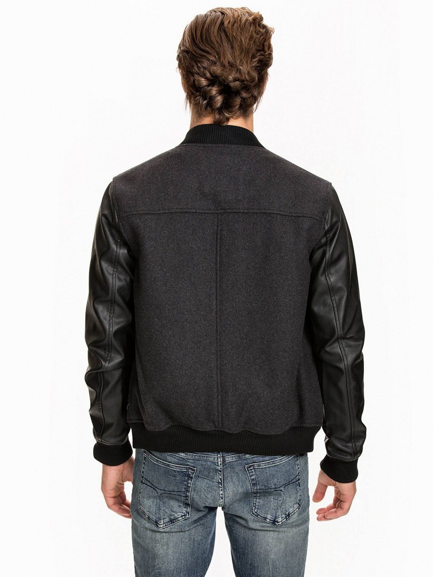 Сlassic bomber jacket
